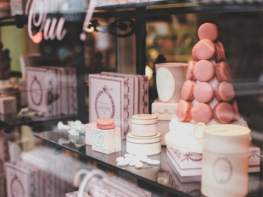 cake with French macaroons on display