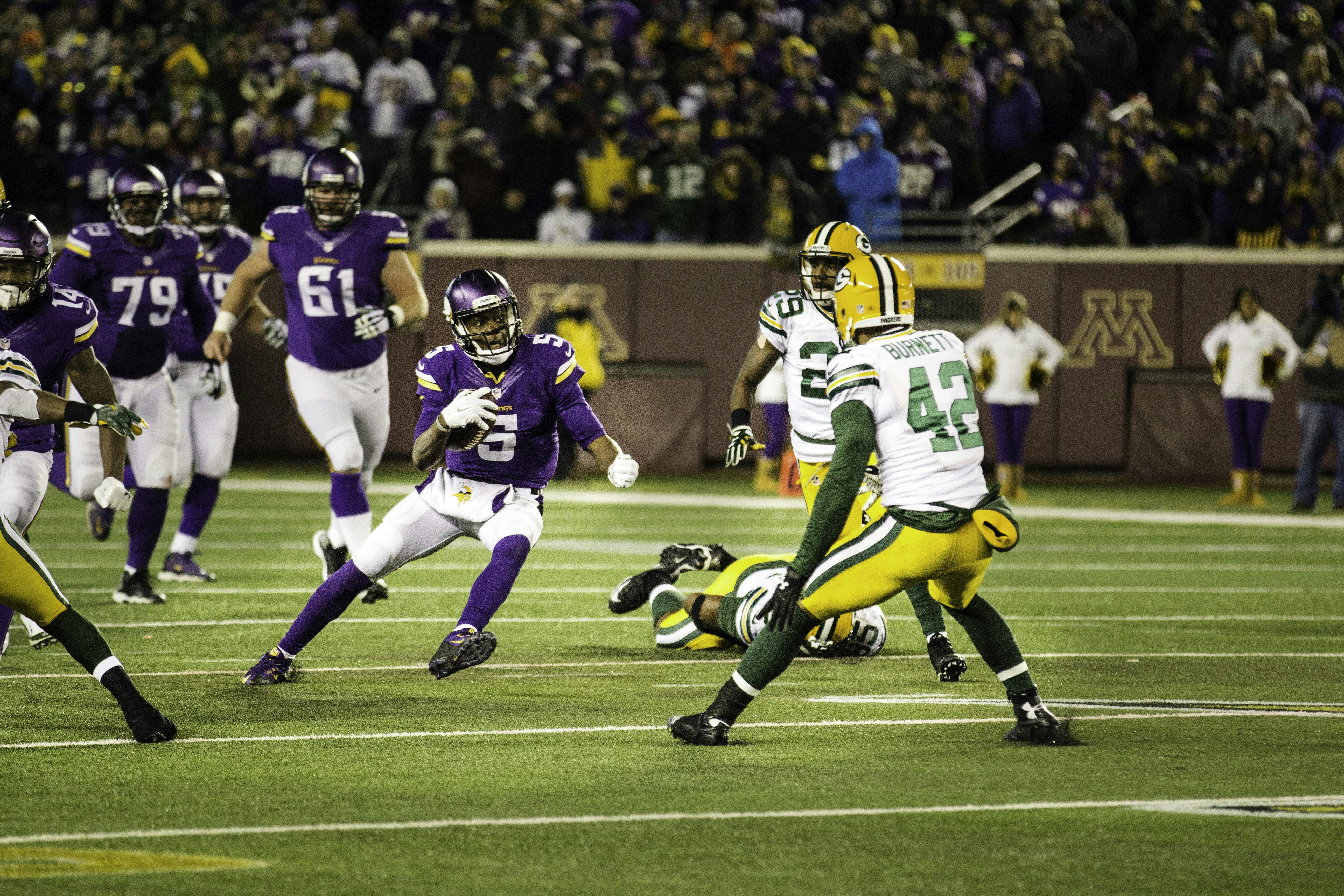 100+] Imagens De Browns | Wallpapers.com, image size:3000x2000