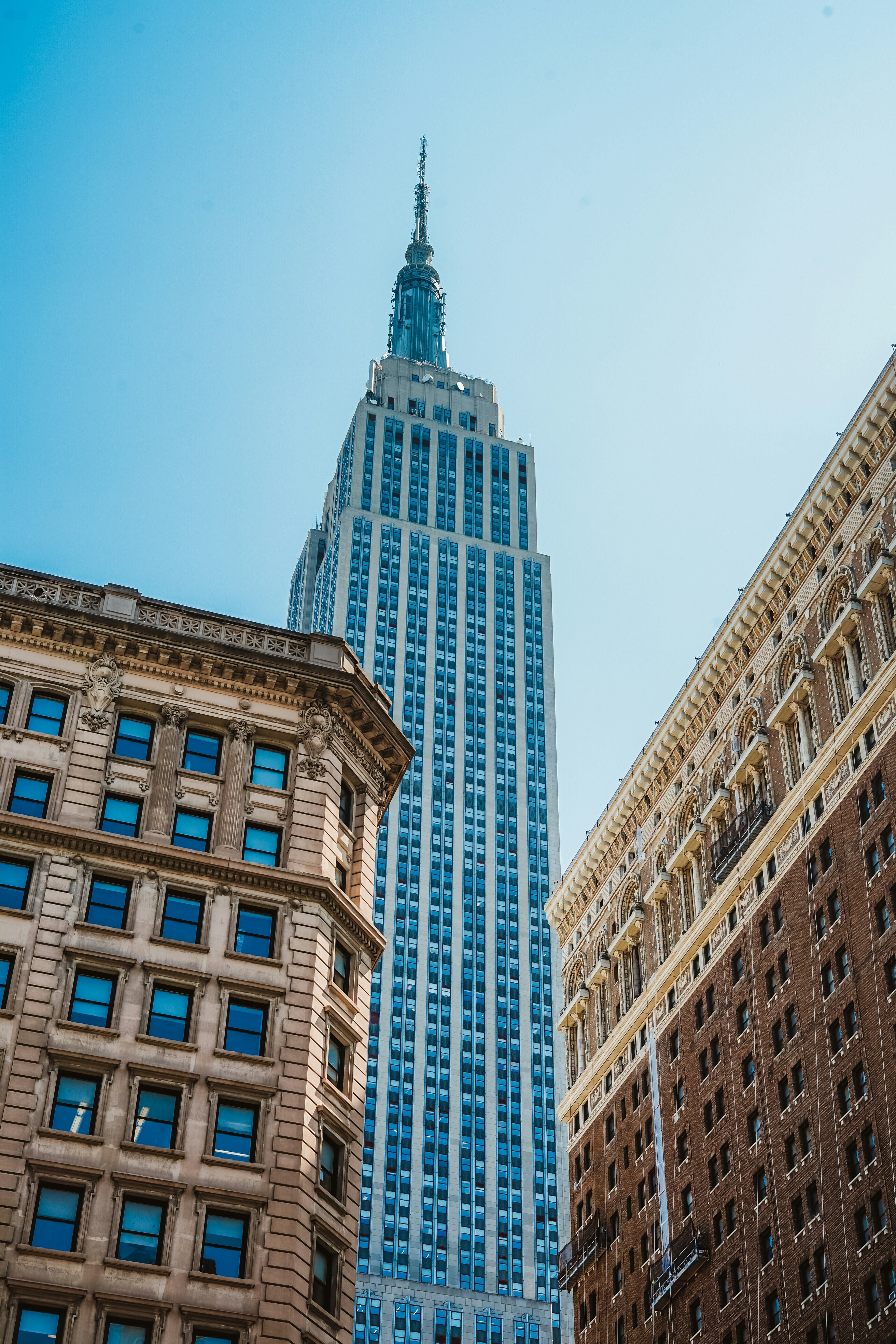 뉴욕시의 엠파이어 스테이트 빌딩 사진 – Unsplash의 무료 도시 이미지