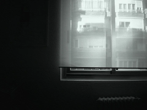 Visual of a cozy, minimalist meditation app showing a serene timer and calming imagery.