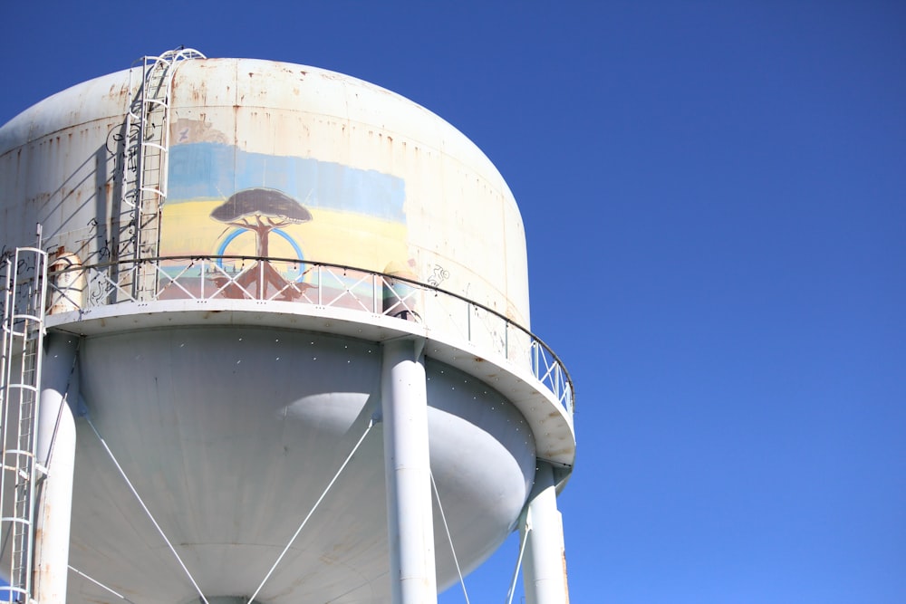 white rainwater tank