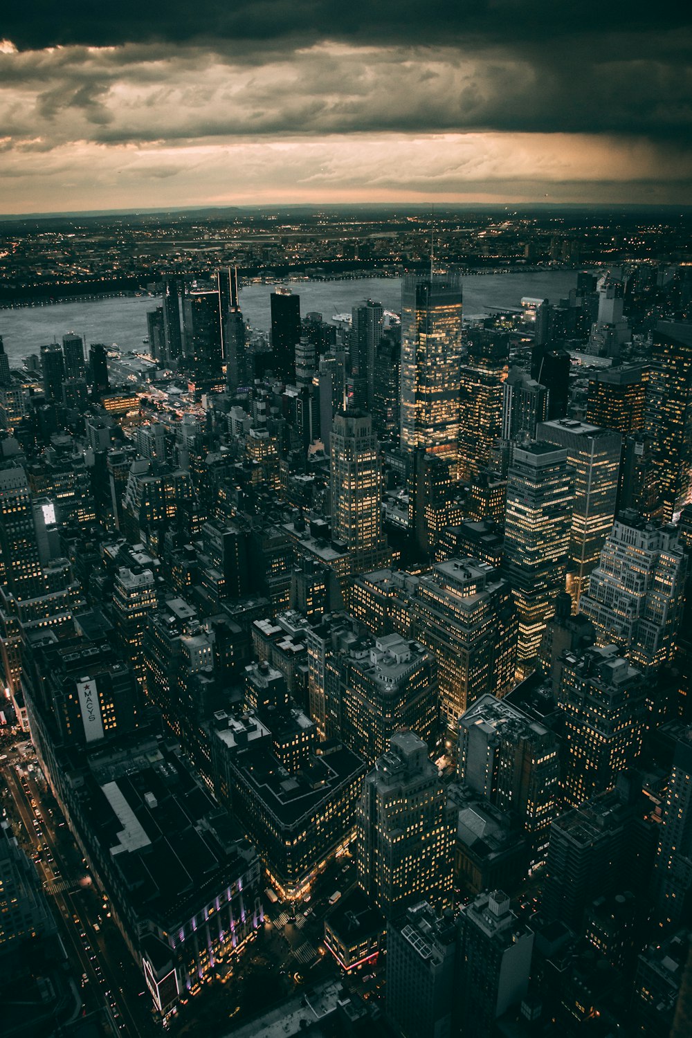 aerial photography of city buildings