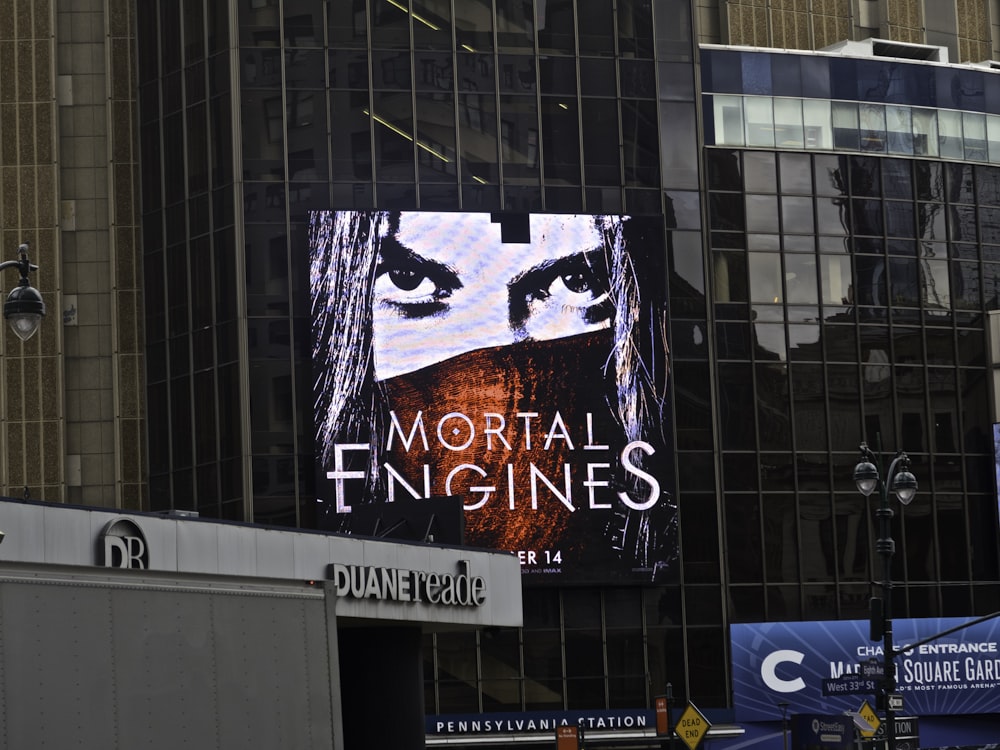 Mortal Engines poster on building