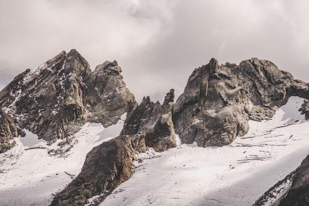 mountain cover by snow