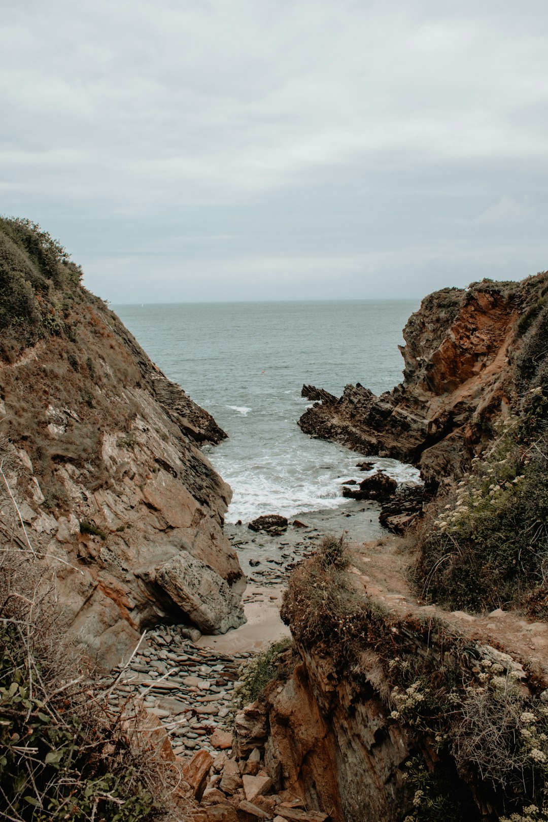 travelers stories about Cliff in Groix, France