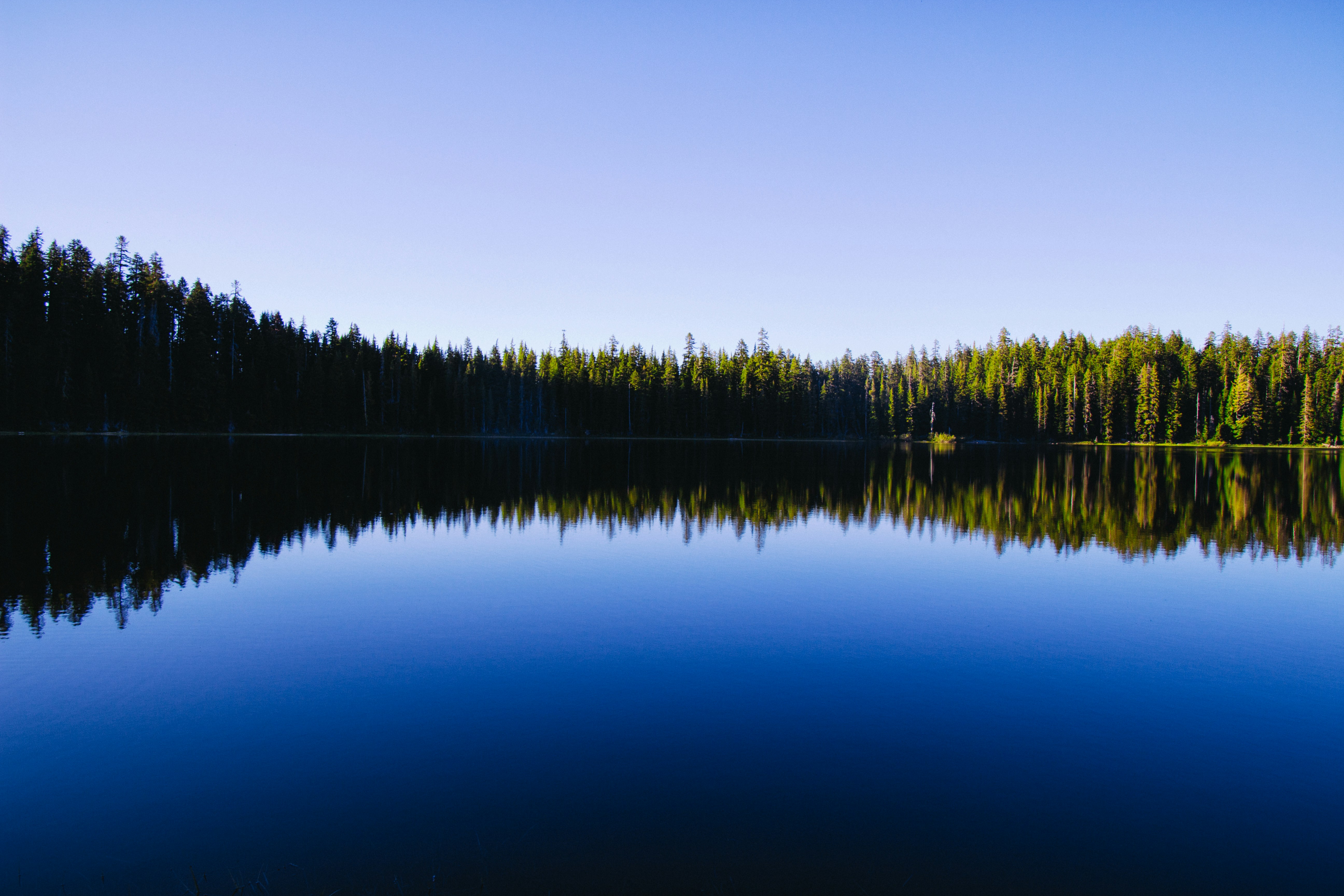 Бассейн озеро