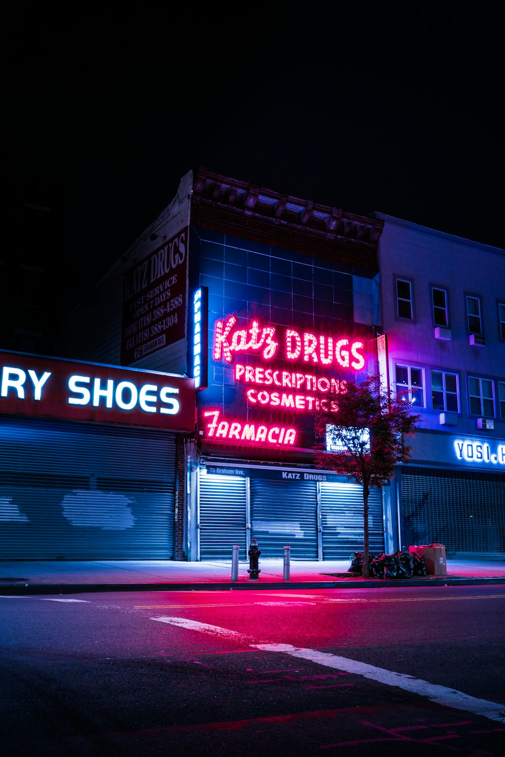 lighted Katz Drugs signage