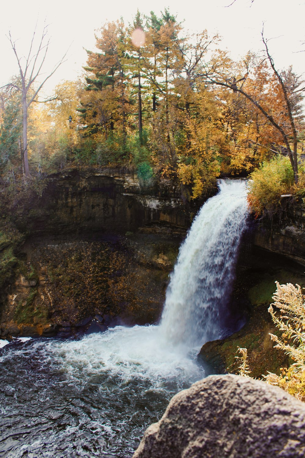 waterfalls during daytime