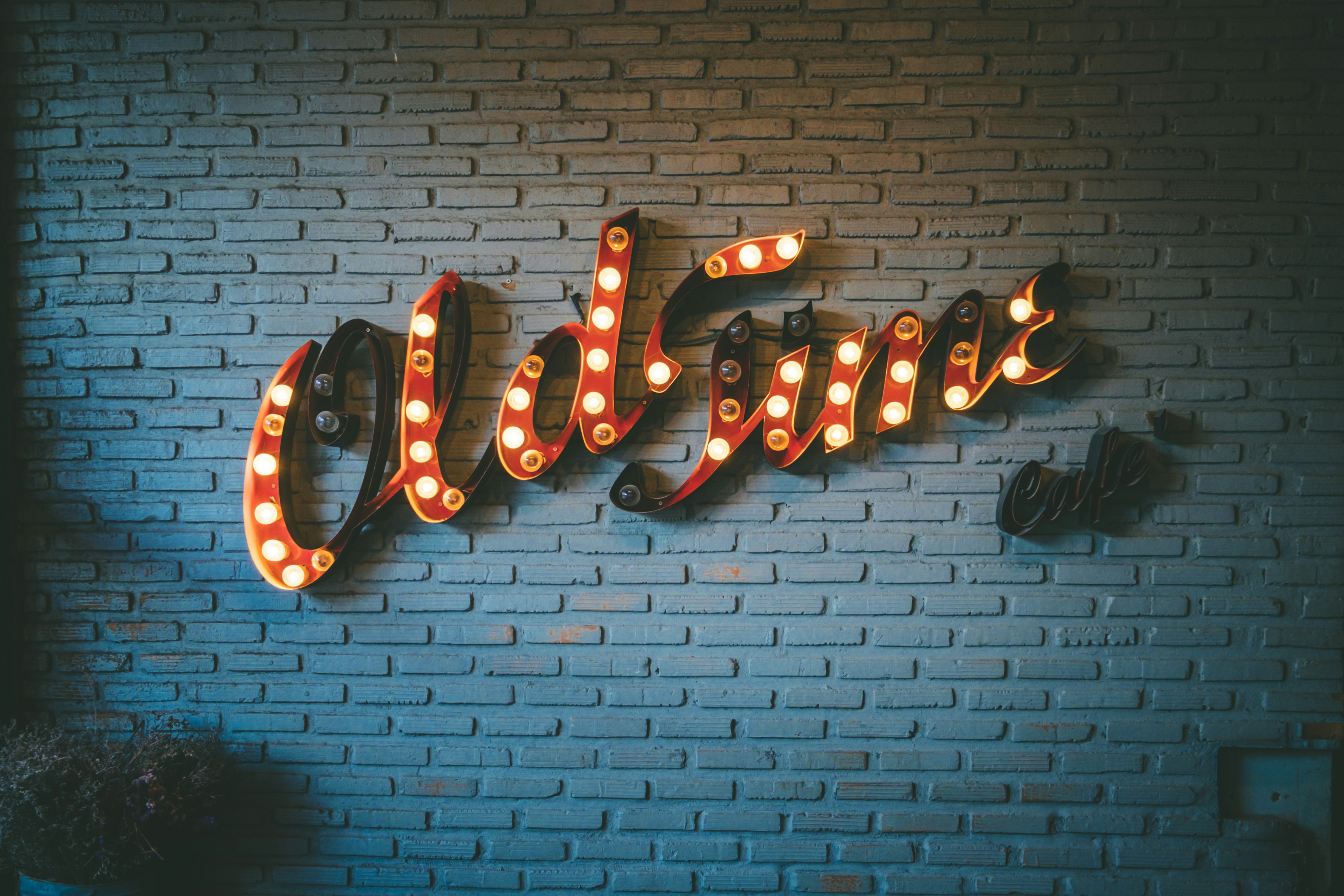 Old Time lit wall decor