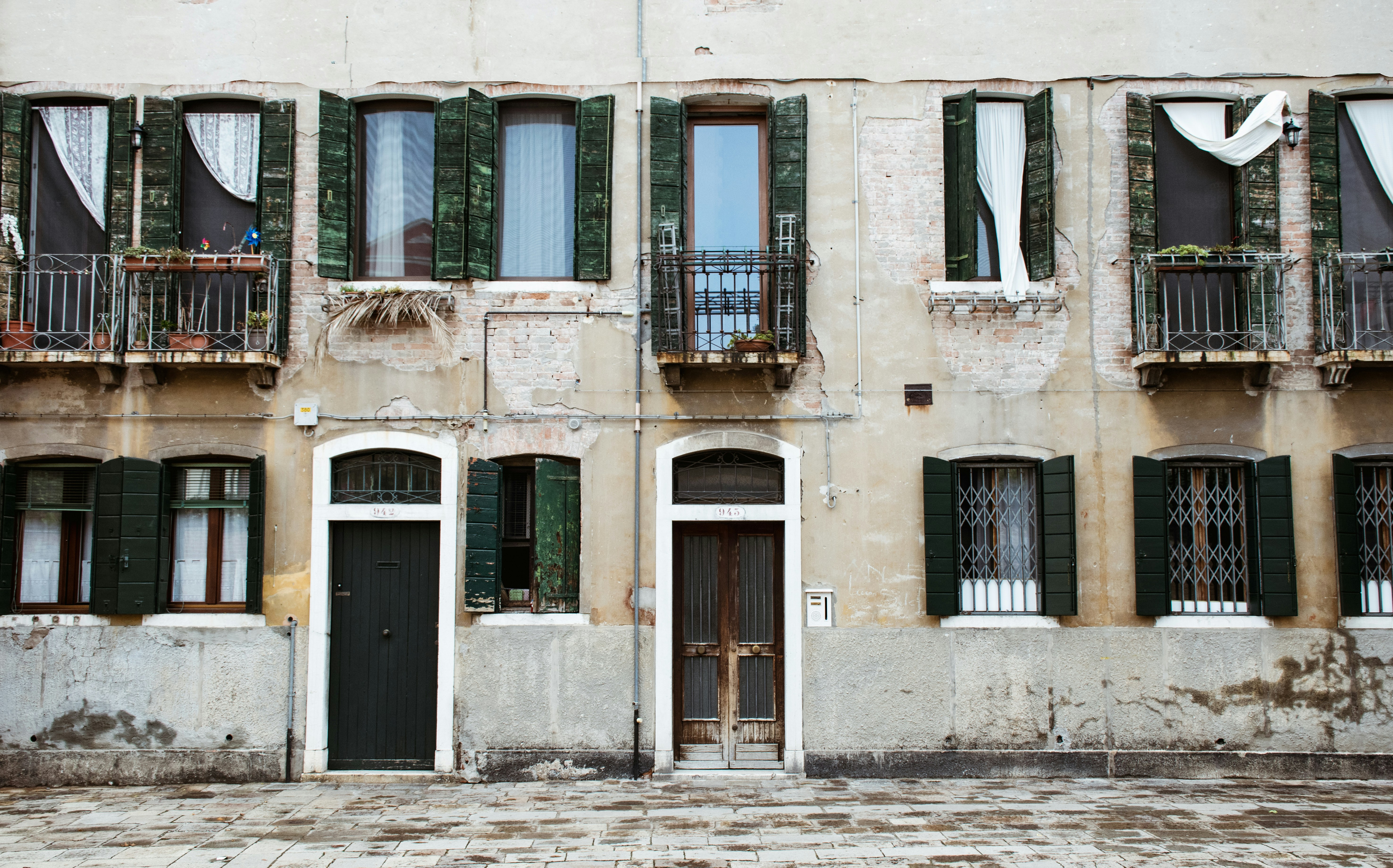 Photo by michaldolnik