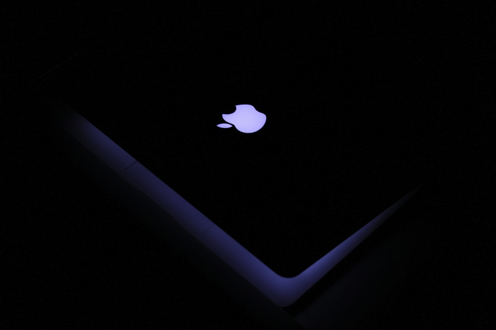 Apple logo | 11 best free apple logo, apple, logo and trademark photos on  Unsplash