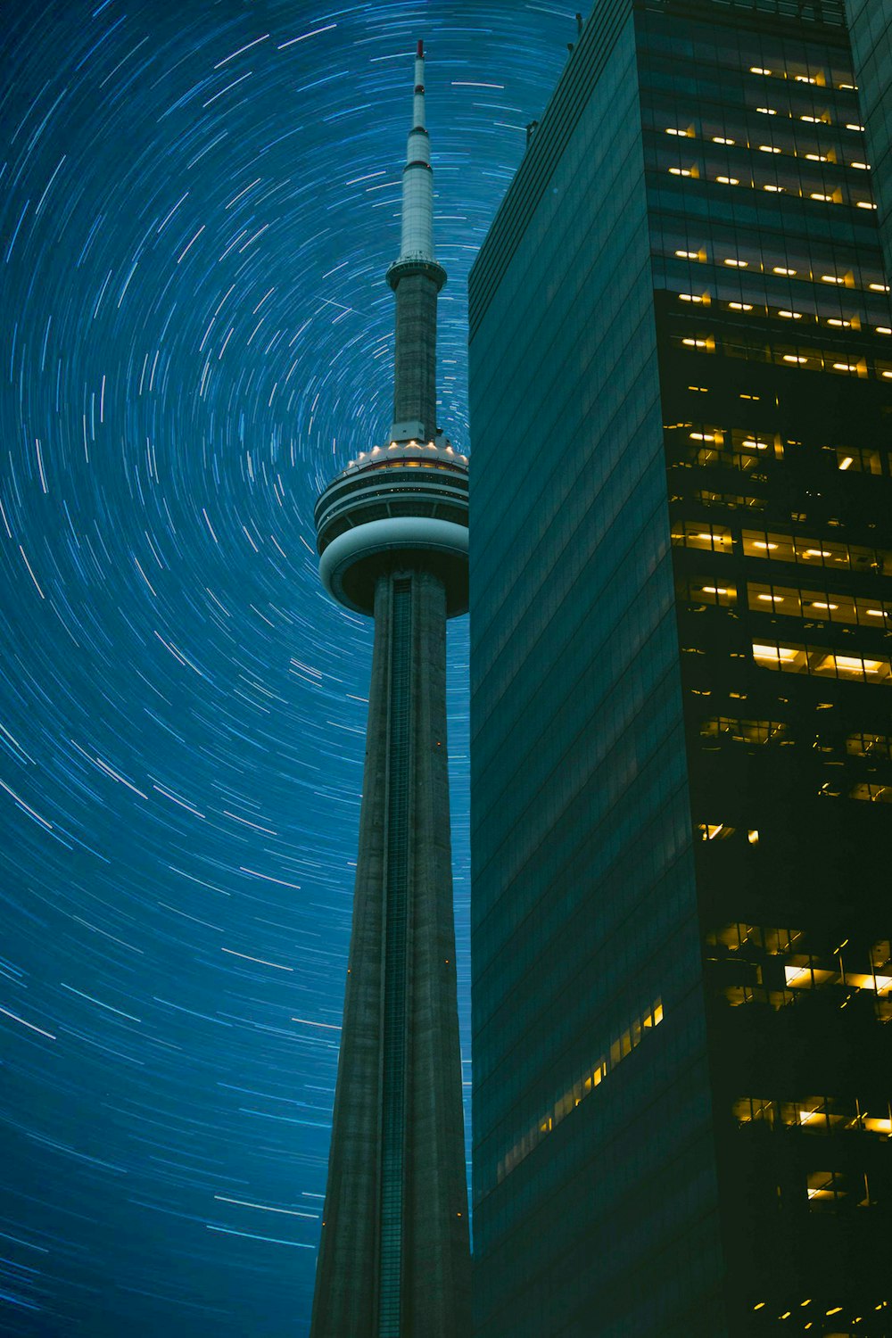 CN Tower in der Zeitrafferfotografie