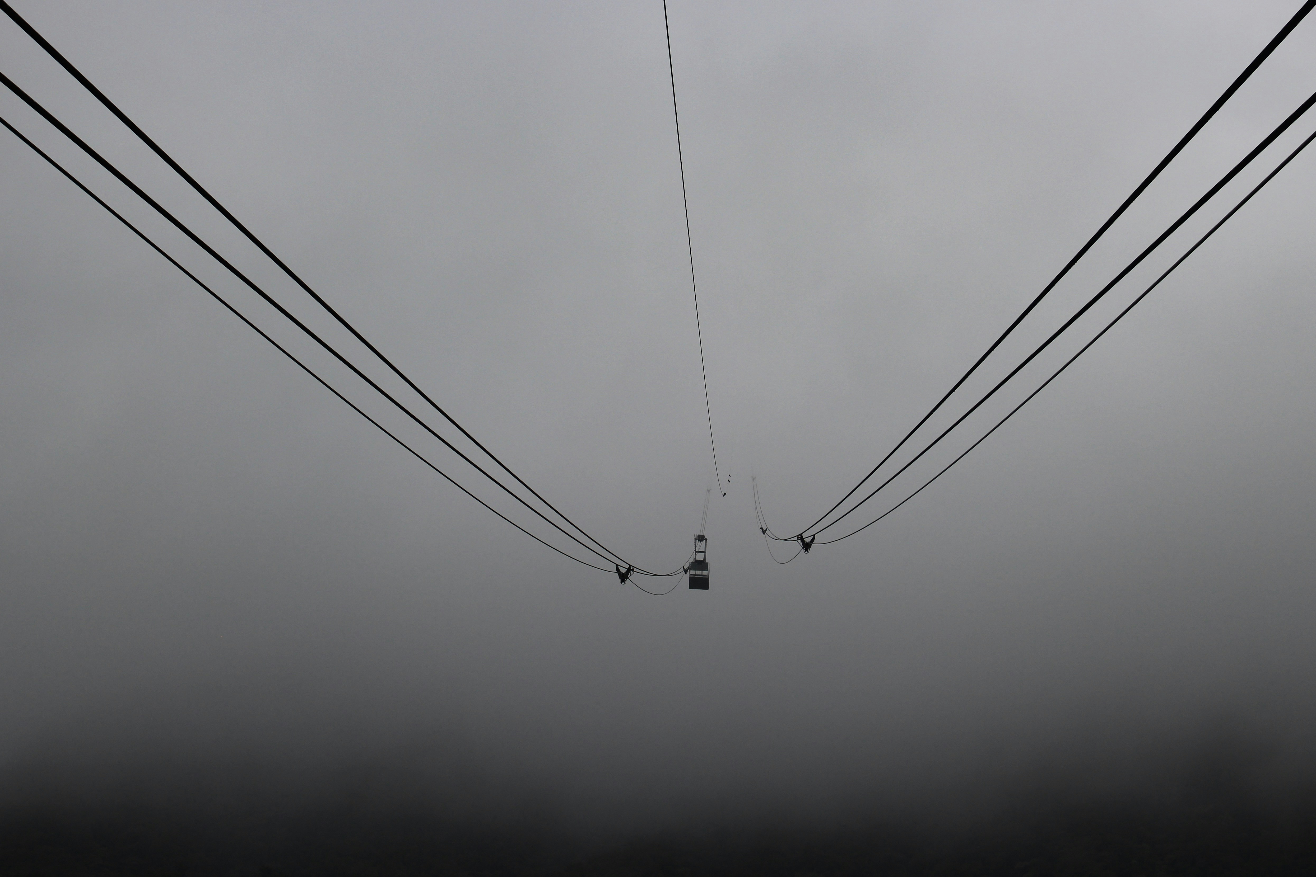 photo 1540780616470 b5d14d15c0f5?crop=entropy&cs=tinysrgb&fit=max&fm=jpg&ixid=M3w1MjQ0NjR8MHwxfHNlYXJjaHwxNnx8QnVuZ2VlJTIwQ29yZHN8ZW58MHwwfHx8MTc1MTQ2MTM2OXww&ixlib=rb 4.1