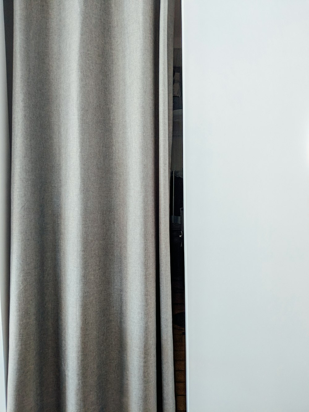 gray fabric window curtain