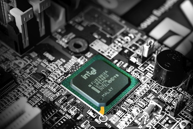 1. Intel Bets on the Cost of Running AI
