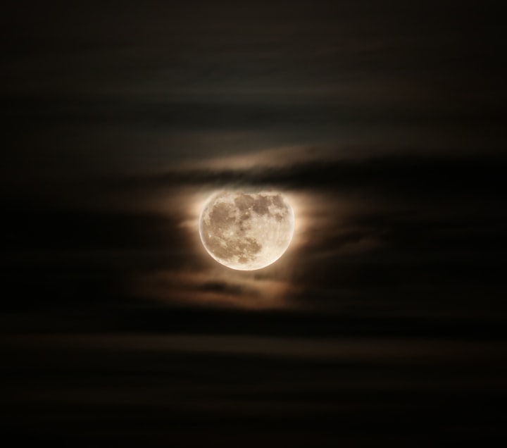 Full Moon's Cultural Significance