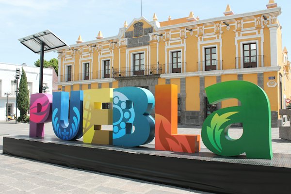Assorted-color Peubla standee decors — Puebla, Mexico