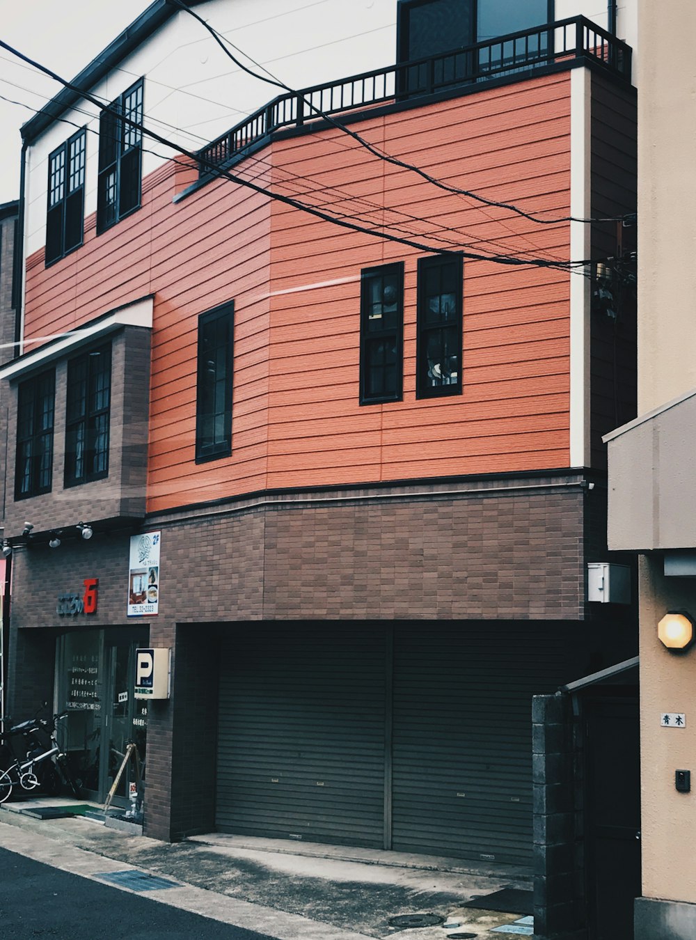 brown concrete building at daytime