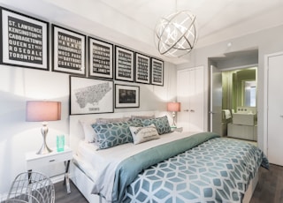 view of bedroom with spherical pendant lamp