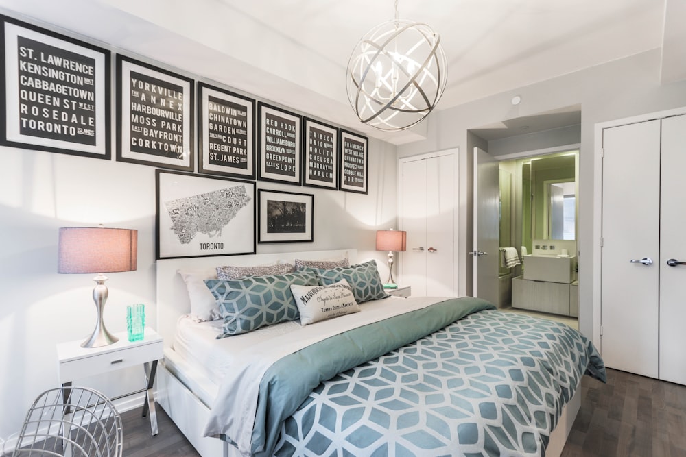 view of bedroom with spherical pendant lamp