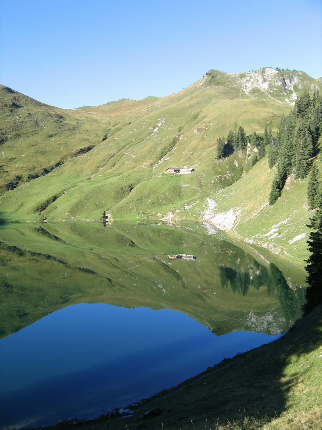 Highland photo spot Bern Martigny