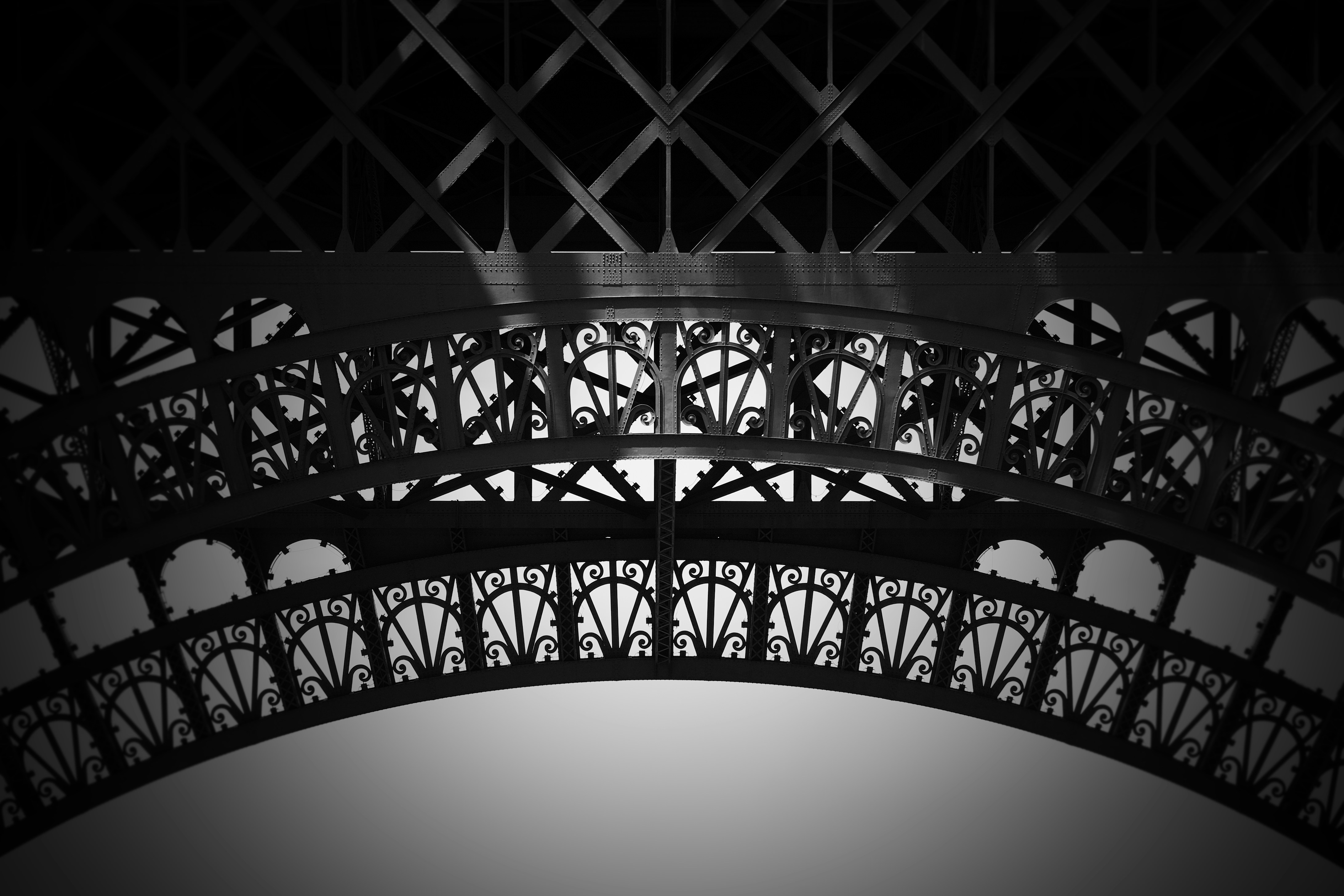 grey building photography