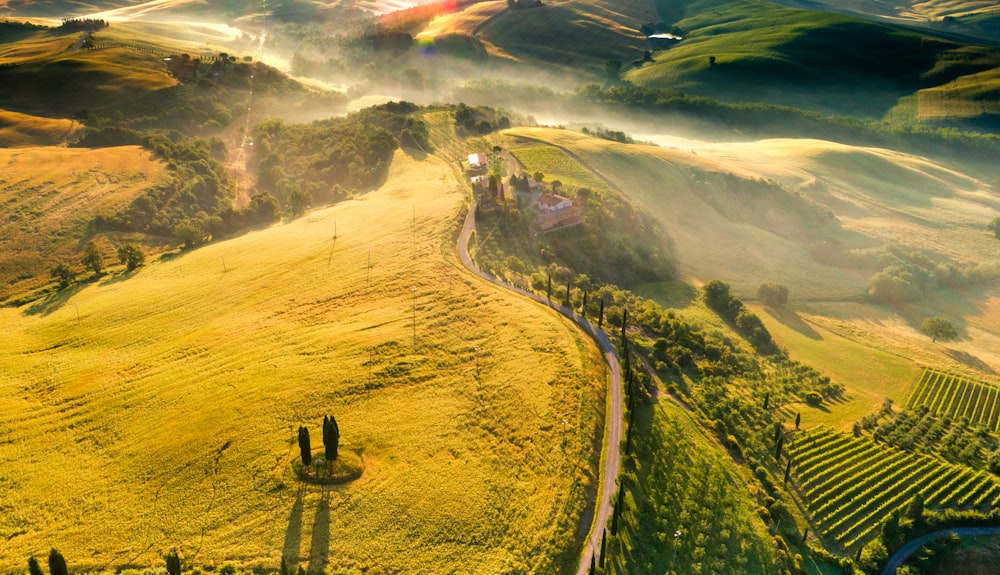 fotografia aérea de montanha