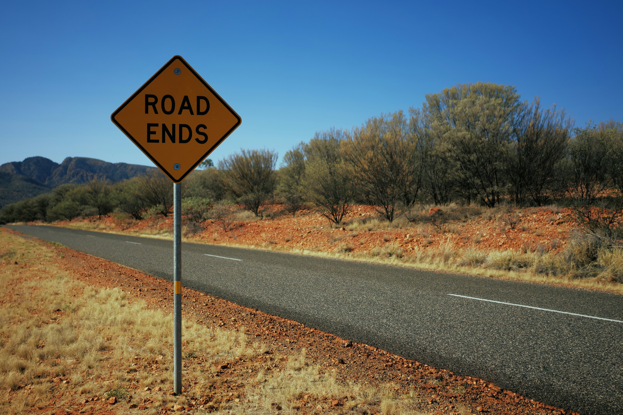 Road Ends road signage