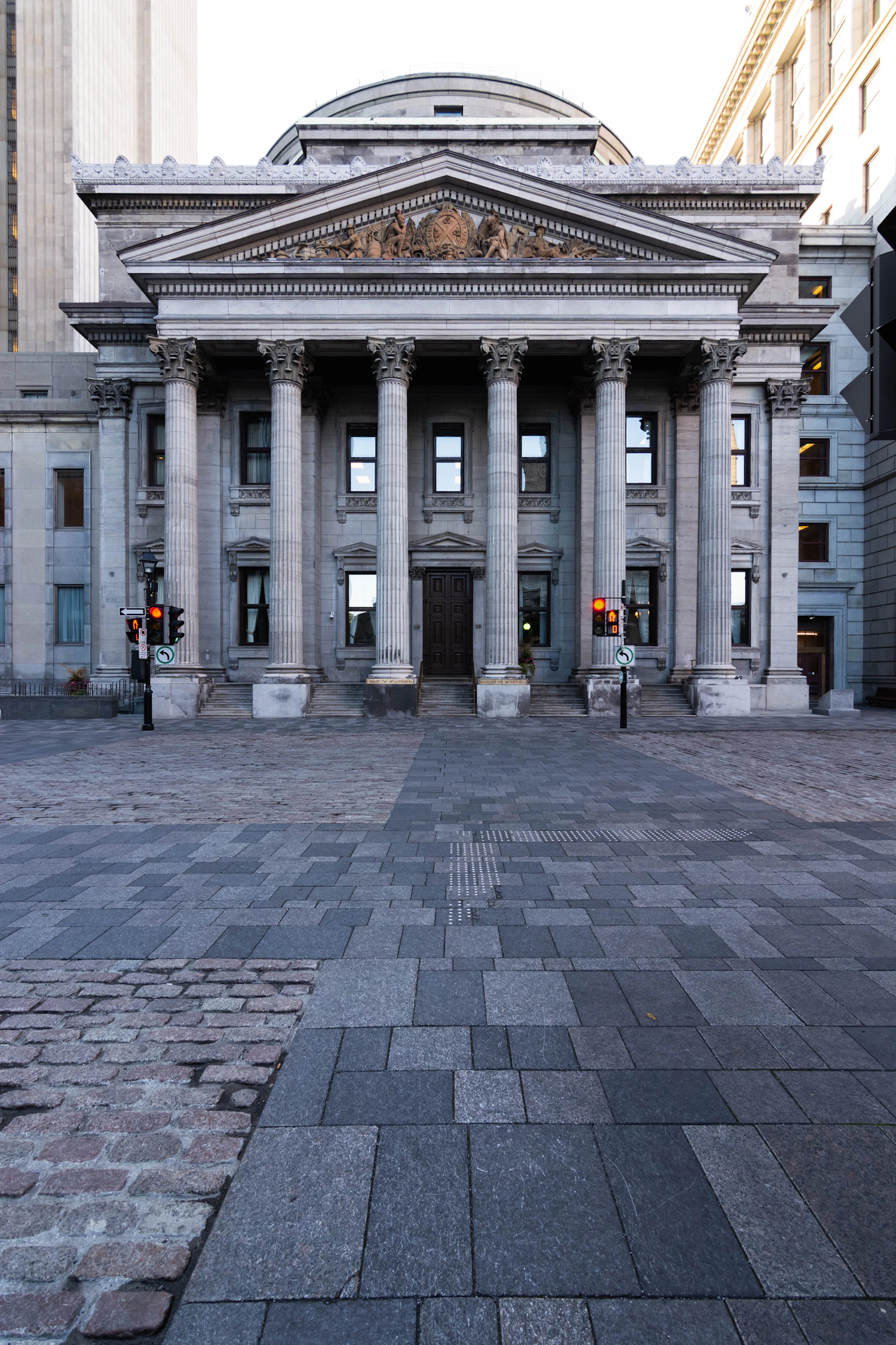 bank building illustrating banking basics before opening an account