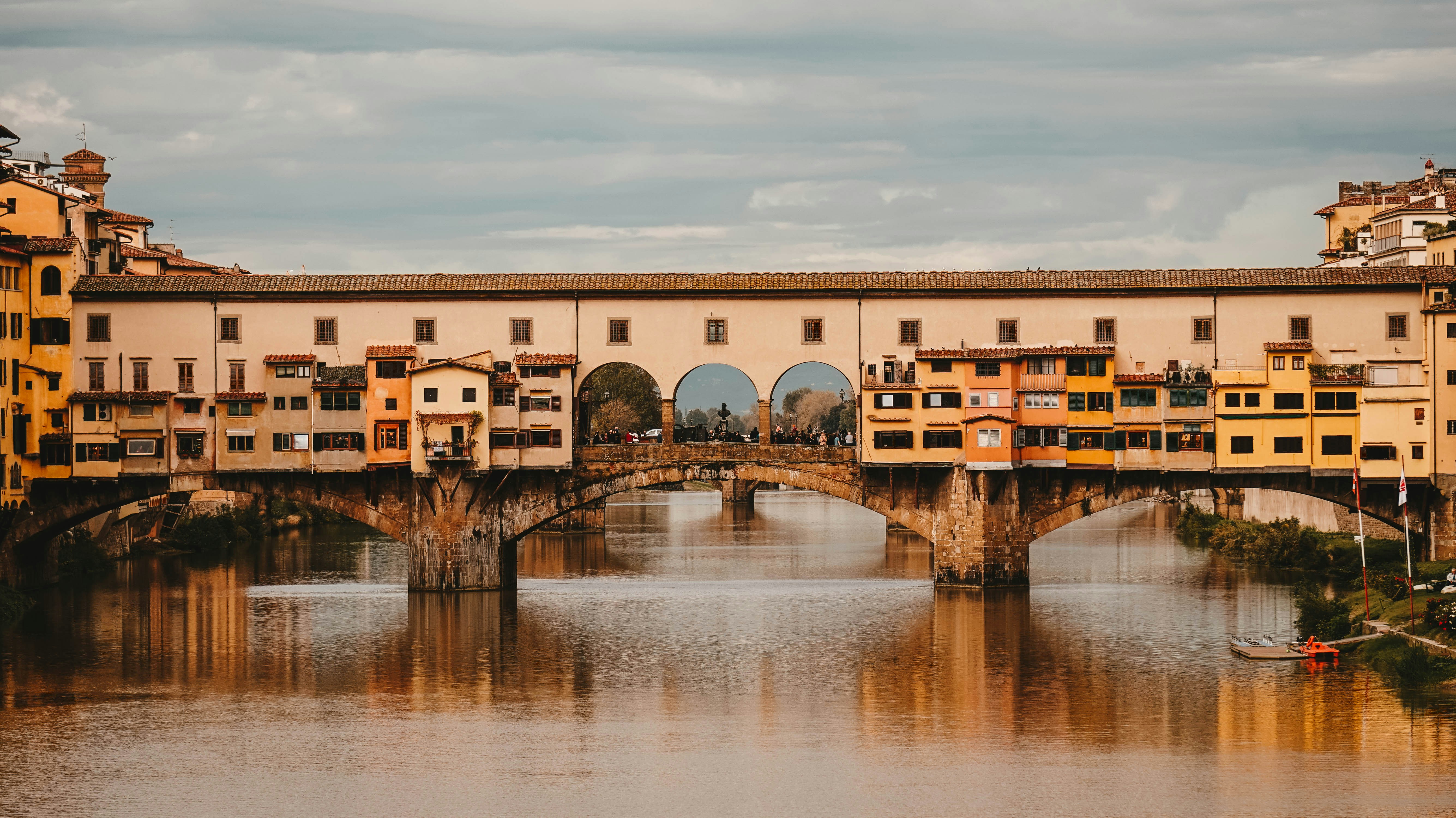 Ponte Vecchio in Florence, at noon in November