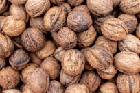 brown cashew nuts