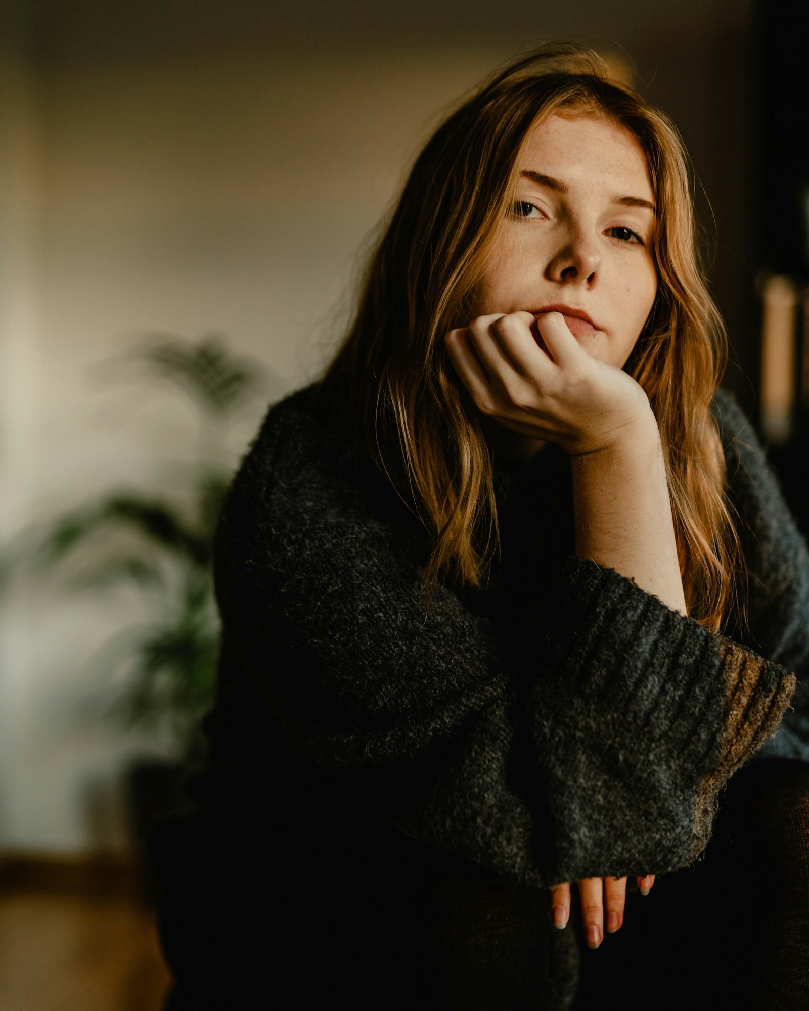 Sigma 50mm F1.4 DG HSM Art sample photo. Woman wearing black sweater photography