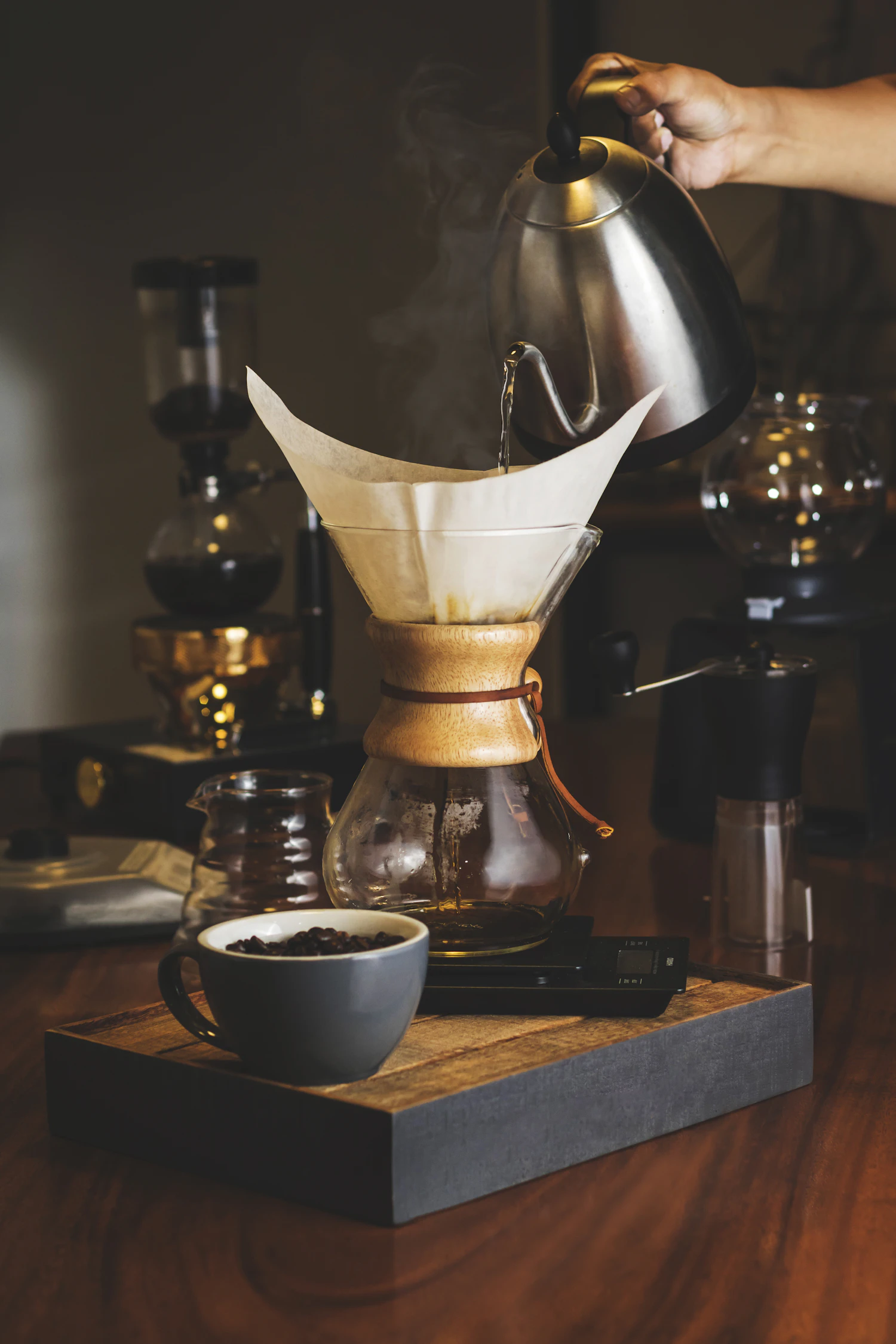 Photo of a similar item: Coffee Gator Gooseneck Kettle with Thermometer, 34 oz