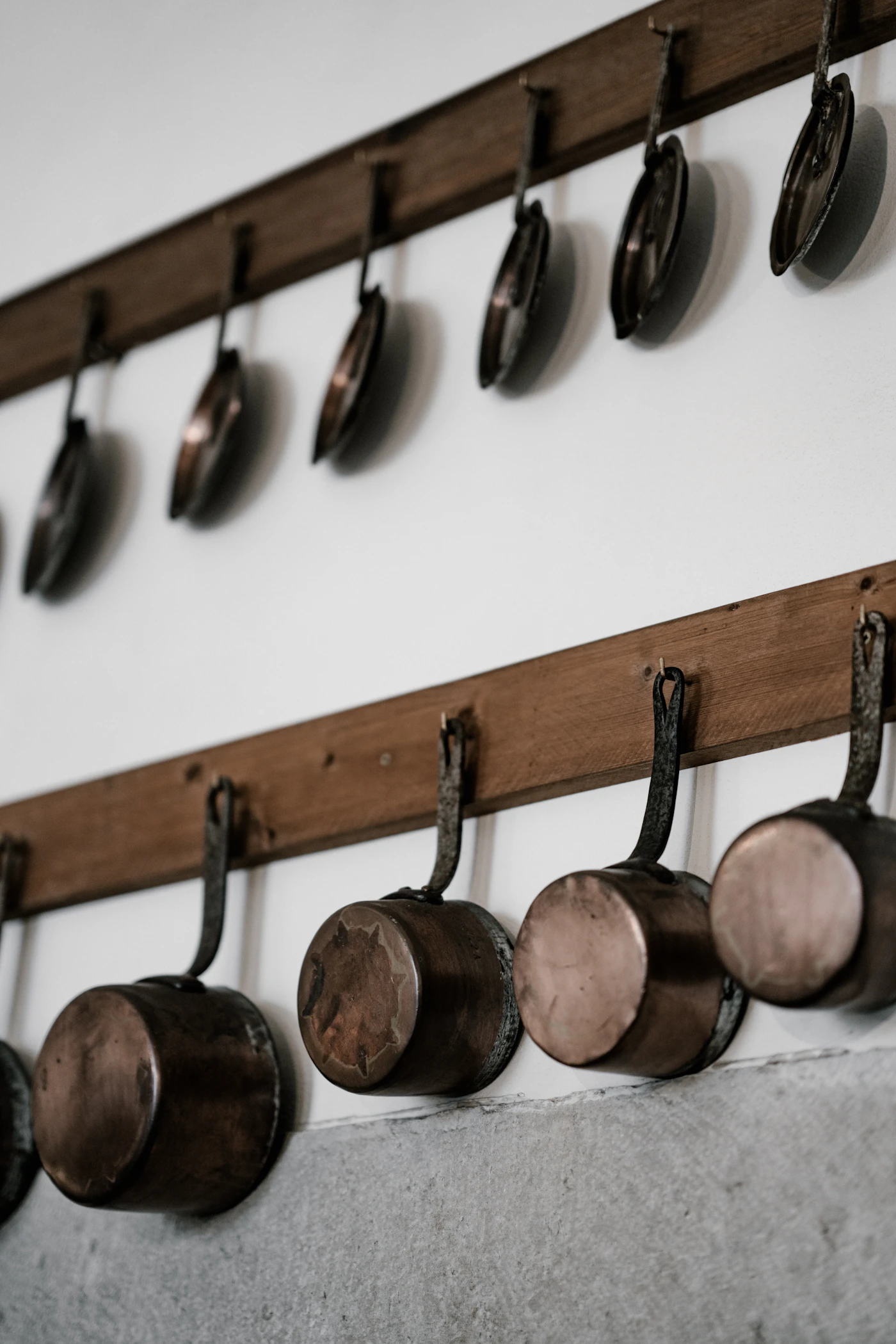 Saucepan on rack