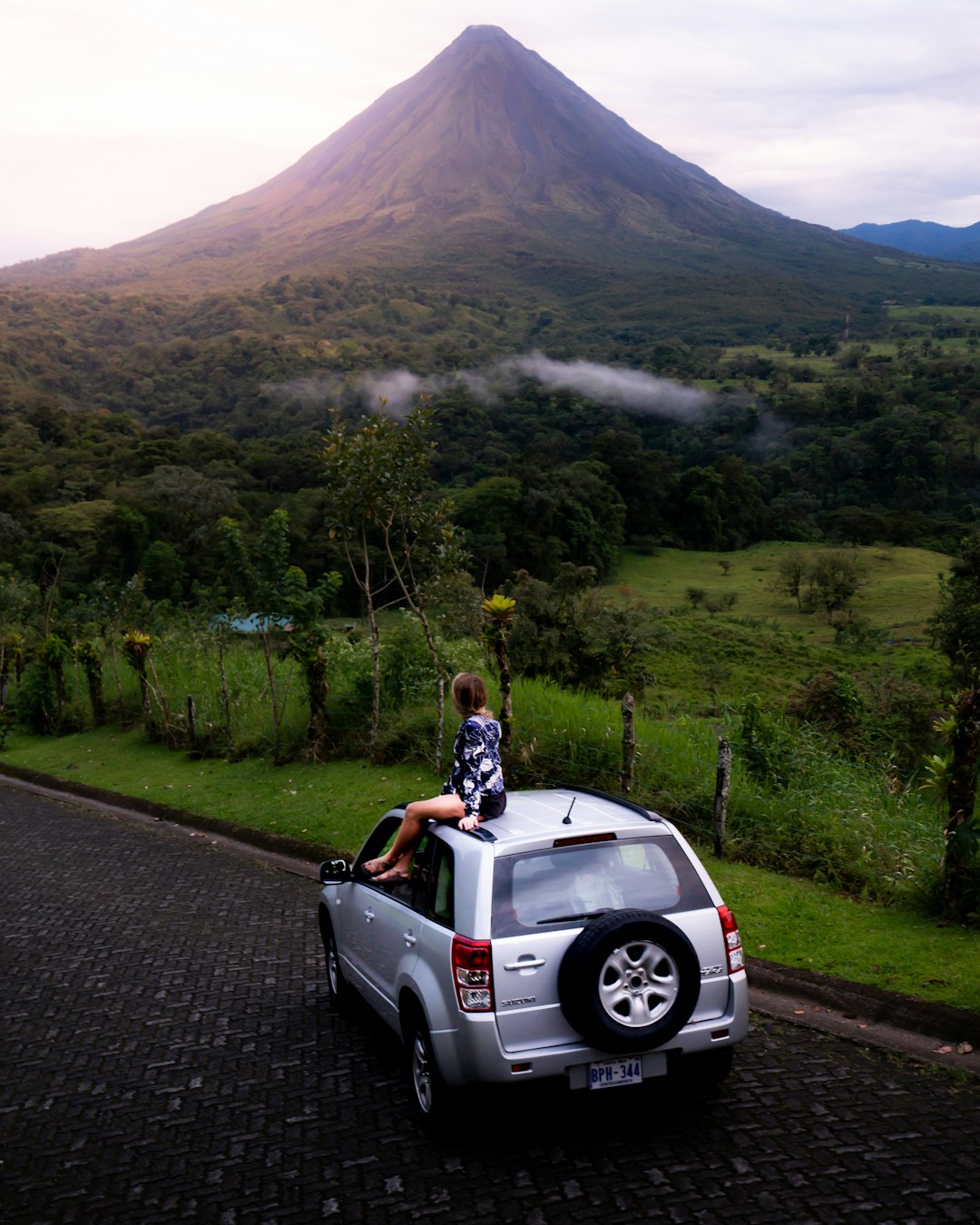 travelers stories about Hill in Arenal Volcano, Costa Rica