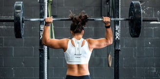 woman doing weight lifting