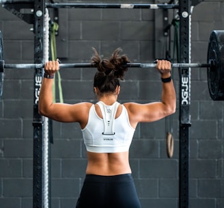 woman doing weight lifting