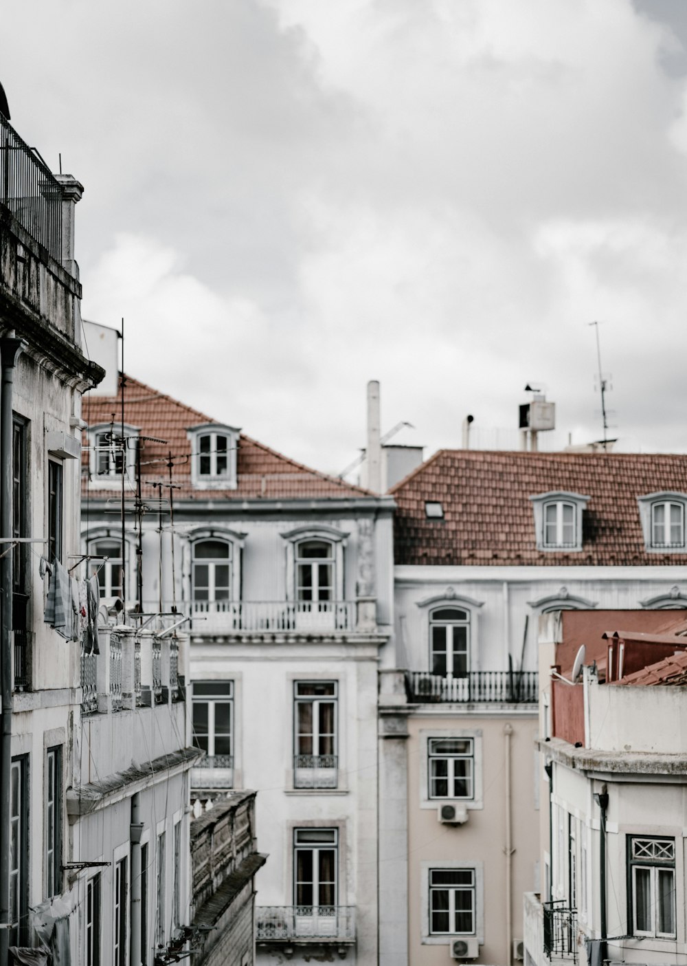 architectural photography of building \