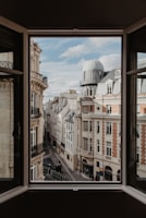 3-panel window illustration