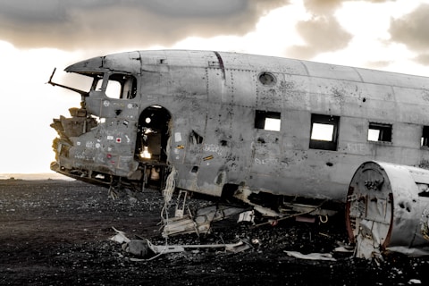 Air India Flight 171 Crash Shakes Aviation Industry