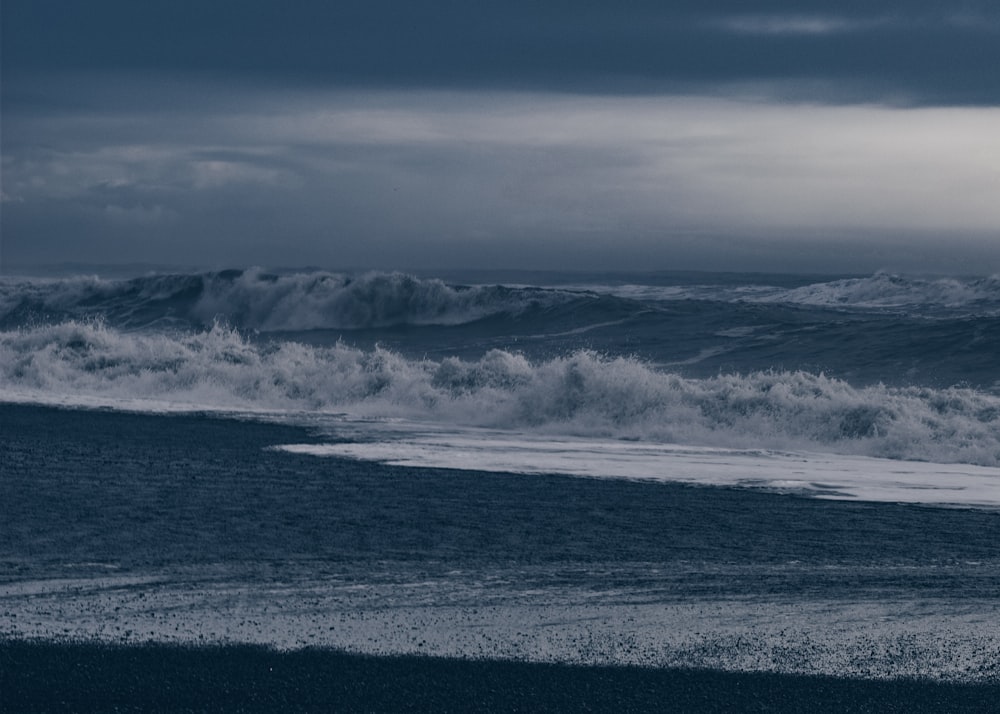 landscape photography of tidal wave
