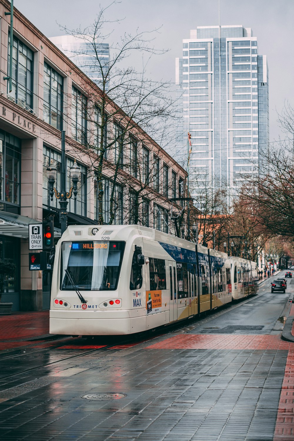 white cable train at daytime