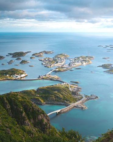 islands across horizons