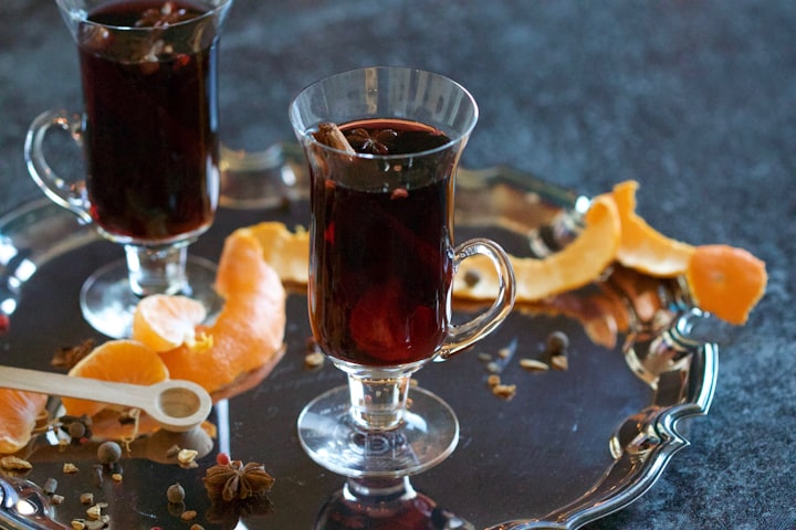 Mulled Wine and Christmas Cookies