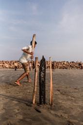 person holding cricket bat
