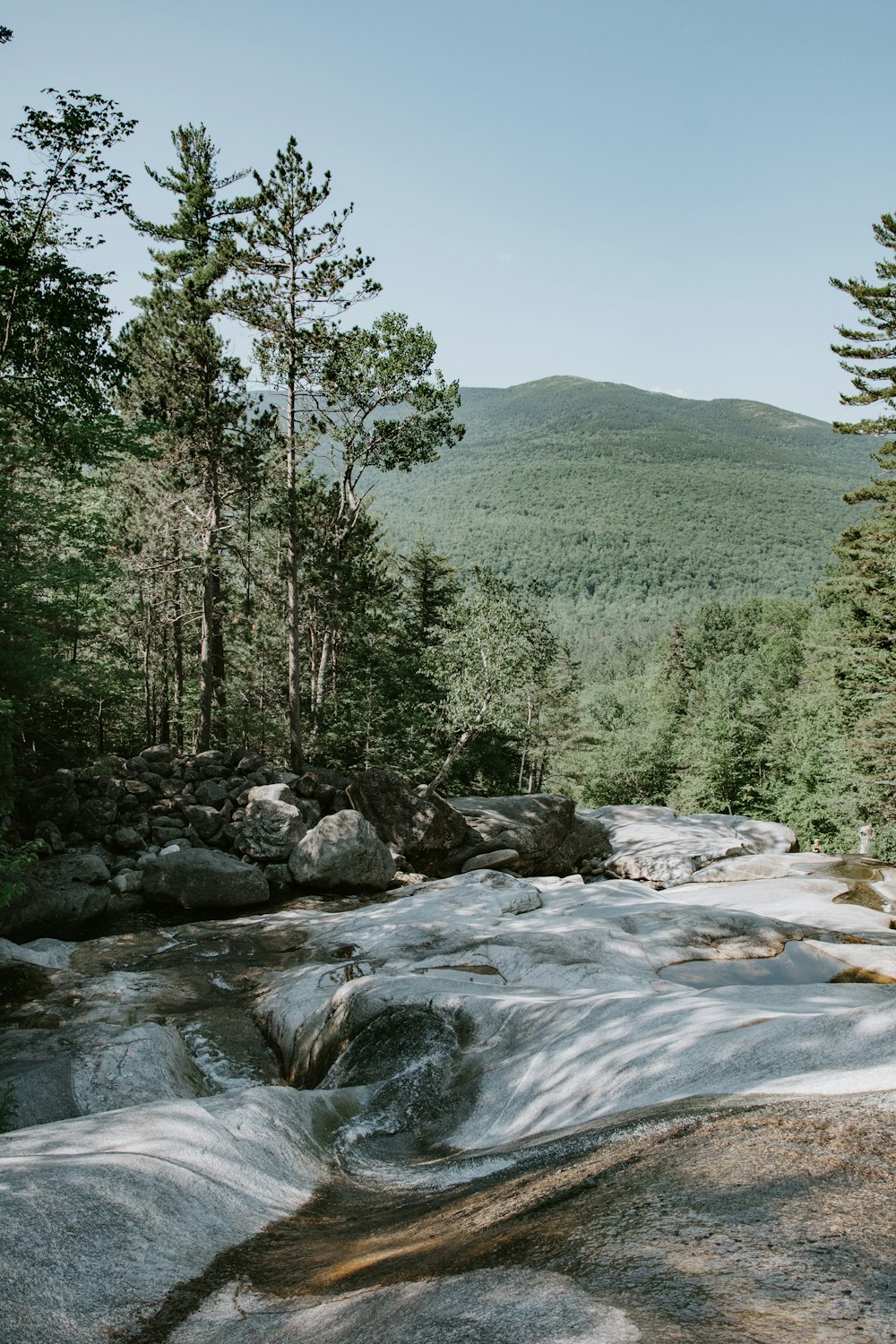 landscape photo of mountains during daytime