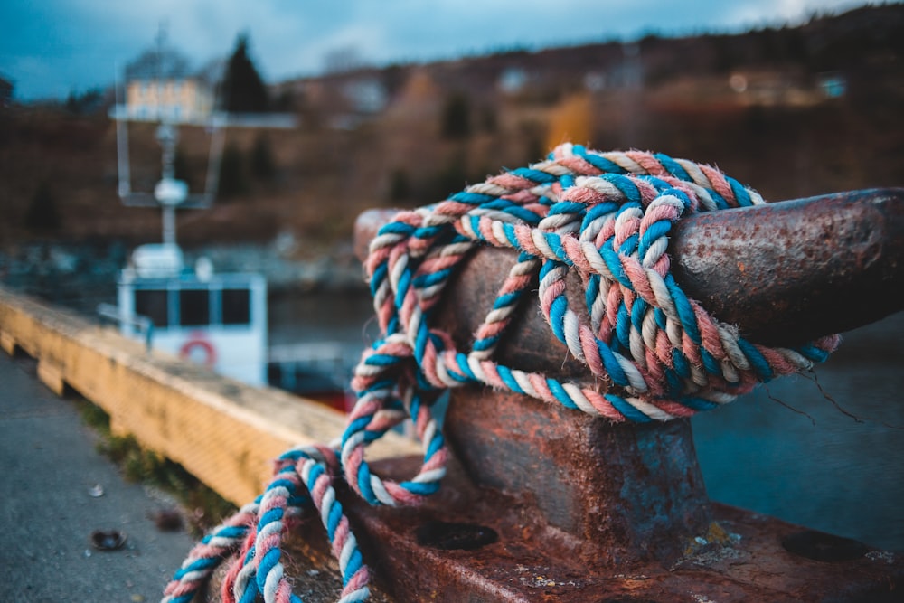 teal and pink rope