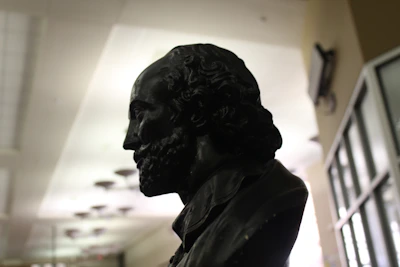 Portrait of Professor Silva in a modern university office setting.