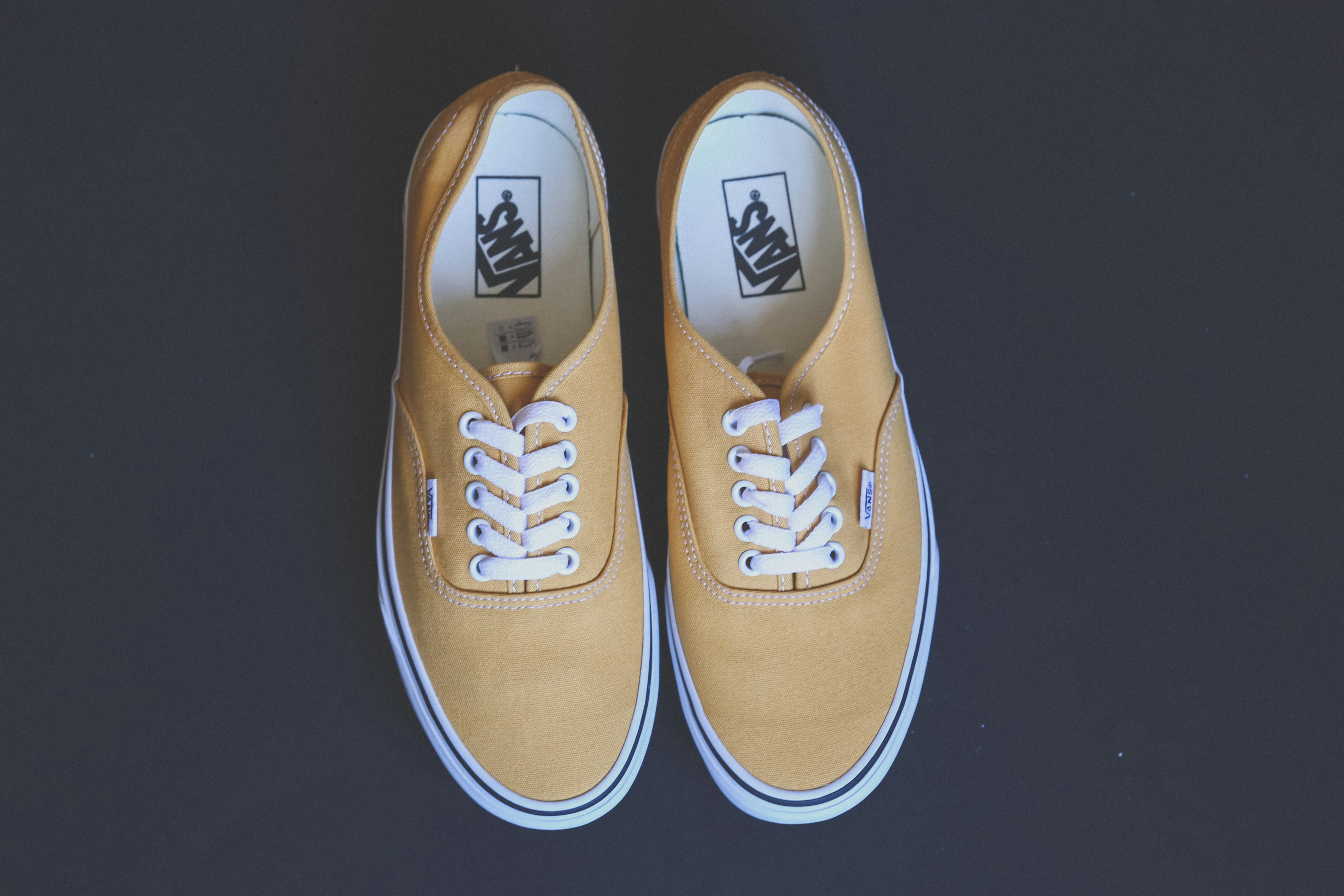 yellow low top vans