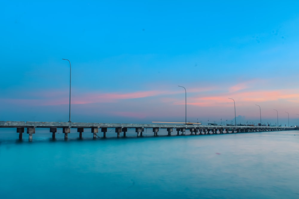 Puente Gris durante el día